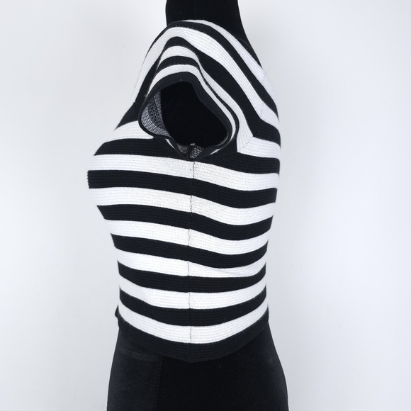 Alice + Olivia Boat neck Nautical Stripe thick knit Crop Top - Picture 3 of 10